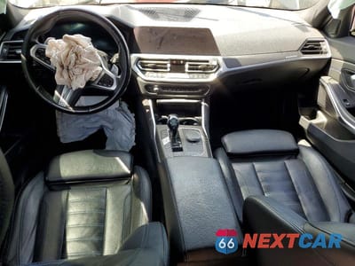 Zdjęcie 8 z 12 samochodu: 2021 BMW 330I VIN:3MW5R1J05M8C01563 - miniatura