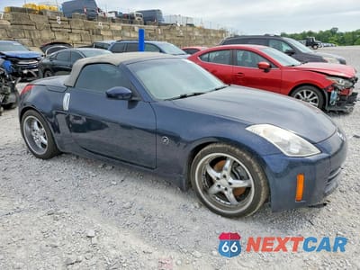 Czwarte zdjęcie samochodu z boku: 2007 NISSAN 350Z ROADSTER VIN:JN1BZ36A67M653731 - miniatura
