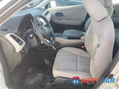 Zdjęcie 7 z 13 samochodu: 2016 HONDA HR-V LX VIN:3CZRU6H35GM714575 - miniatura