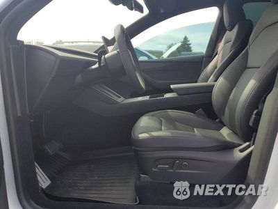Zdjęcie 7 z 12 samochodu: 2026 TESLA MODEL Y VIN:7SAYGDEEXTF621443 - miniatura
