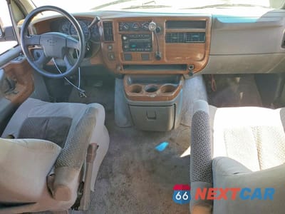 Zdjęcie 8 z 13 samochodu: 2004 CHEVROLET EXPRESS G1500 VIN:1GBFG15T041169518 - miniatura