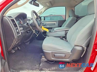 Zdjęcie 7 z 12 samochodu: 2019 RAM 1500 CLASSIC TRADESMAN VIN:3C6JR6AG8KG502897 - miniatura