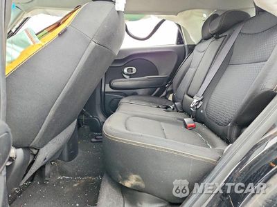 Zdjęcie 10 z 12 samochodu: 2016 KIA SOUL + VIN:KNDJP3A54G7292684 - miniatura
