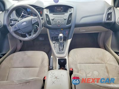Zdjęcie 8 z 12 samochodu: 2016 FORD FOCUS SE VIN:1FADP3F26GL242684 - miniatura