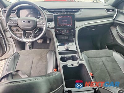 Zdjęcie 8 z 14 samochodu: 2025 JEEP GRAND CHEROKEE LAREDO VIN:1C4RJHAGXS8699155 - miniatura