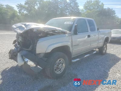 2005 CHEVROLET SILVERADO K2500 HEAVY DUTY 1GCHK29U95E127418 - główne zdjęcie licytacji z USA - miniatura