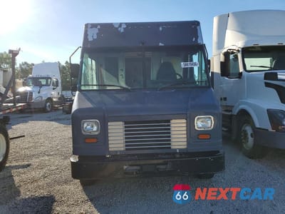 Piąte zdjęcie samochodu w środku: 2020 FORD F59 VIN:1F65F5KN6L0A00912 - miniatura