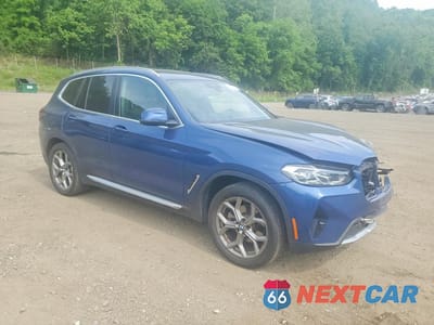 Czwarte zdjęcie samochodu z boku: 2022 BMW X3 XDRIVE30I VIN:5UX53DP01N9J37525 - miniatura