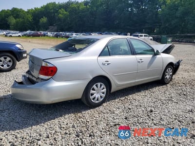 Trzecie zdjęcie samochodu z tyłu: 2005 TOYOTA CAMRY LE VIN:4T1BE30K05U005546 - miniatura