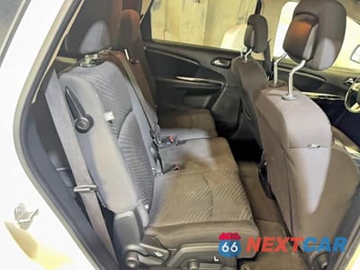 Zdjęcie 6 z 10 samochodu: 2018 DODGE JOURNEY SE VIN:3C4PDCAB7JT524948 - miniatura