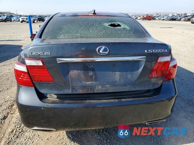 Zdjęcie 6 z 13 samochodu: 2008 LEXUS LS 600HL VIN:JTHDU46F185004337 - miniatura