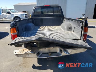 Zdjęcie 6 z 12 samochodu: 1999 TOYOTA TACOMA XTRACAB VIN:4TAVL52N6XZ510664 - miniatura