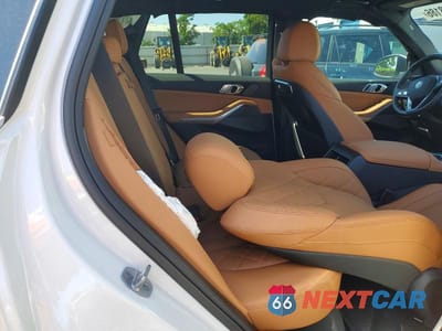 Zdjęcie 11 z 13 samochodu: 2026 BMW X5 XDRIVE40I VIN:5UX23EU01T9098011 - miniatura