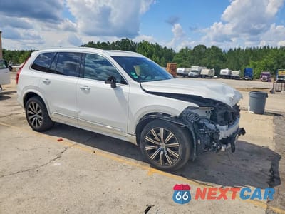 Czwarte zdjęcie samochodu z boku: 2021 VOLVO XC90 T8 RECHARGE INSCRIPTION VIN:YV4BR0CL6M1723465 - miniatura