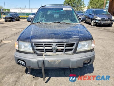 Piąte zdjęcie samochodu w środku: 2000 SUBARU FORESTER L VIN:JF1SF6358YG719474 - miniatura