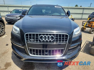Piąte zdjęcie samochodu w środku: 2014 AUDI Q7 PRESTIGE VIN:WA1DGAFE6ED014646 - miniatura