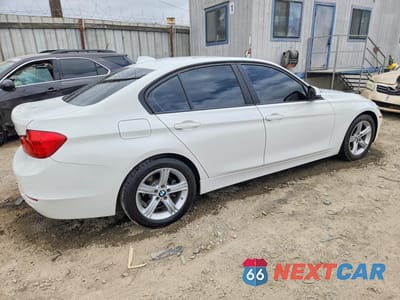 Trzecie zdjęcie samochodu z tyłu: 2015 BMW 328 I SULEV VIN:WBA3C1C5XFK119864 - miniatura