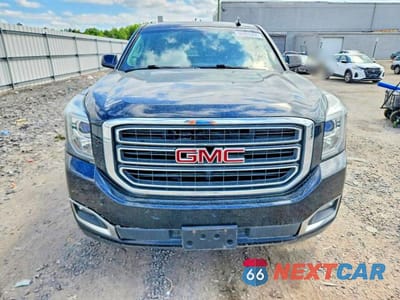 Piąte zdjęcie samochodu w środku: 2017 GMC YUKON XL K1500 SLE VIN:1GKS2FKC8HR269047 - miniatura