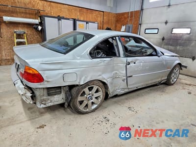 Trzecie zdjęcie samochodu z tyłu: 2001 BMW 325 CI VIN:WBABN33461JW49918 - miniatura