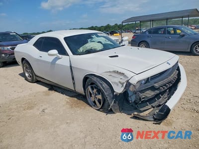 Czwarte zdjęcie samochodu z boku: 2010 DODGE CHALLENGER SE VIN:2B3CJ4DV4AH264893 - miniatura