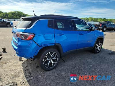 Trzecie zdjęcie samochodu z tyłu: 2026 JEEP COMPASS LIMITED VIN:3C4NJDCN3TT178204 - miniatura