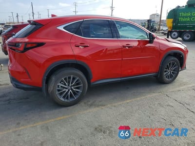 Trzecie zdjęcie samochodu z tyłu: 2022 LEXUS NX 250 VIN:2T2ADCEZ5NC001428 - miniatura