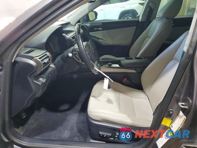 Zdjęcie 7 z 12 samochodu: 2014 LEXUS IS 350 VIN:JTHBE1D21E5002974 - miniatura