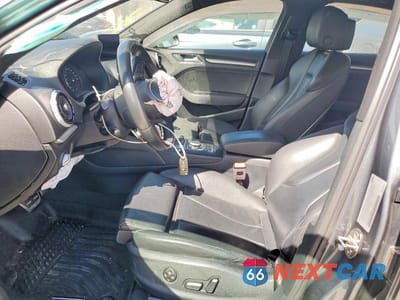 Zdjęcie 7 z 12 samochodu: 2018 AUDI A3 PREMIUM VIN:WAUAUGFF1J1040934 - miniatura