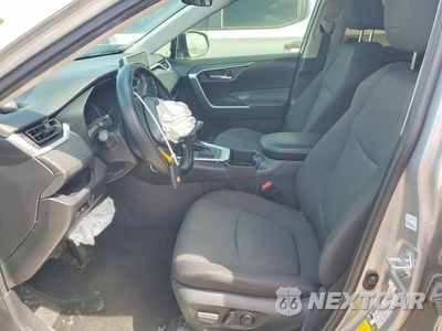 Zdjęcie 7 z 14 samochodu: 2024 TOYOTA RAV4 XLE VIN:2T3W1RFV2RW309587 - miniatura
