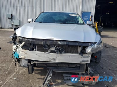 Piąte zdjęcie samochodu w środku: 2020 NISSAN ALTIMA S VIN:1N4BL4BV6LC261433 - miniatura