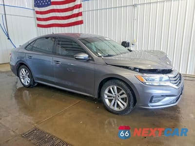 Czwarte zdjęcie samochodu z boku: 2020 VOLKSWAGEN PASSAT S VIN:1VWAA7A34LC016401 - miniatura