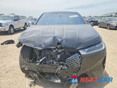 Piąte zdjęcie samochodu w środku: 2023 BMW IX XDRIVE50 VIN:WB523CF02PCM84959 - miniatura