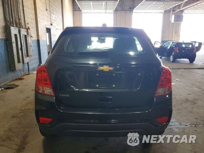 Zdjęcie 6 z 13 samochodu: 2018 CHEVROLET TRAX LS VIN:3GNCJKSB2JL256057 - miniatura