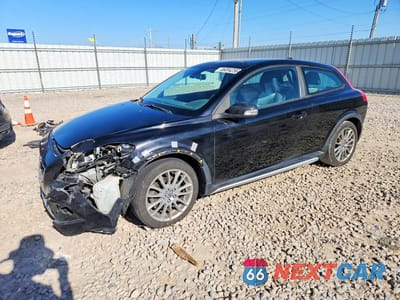 2011 VOLVO C30 T5 YV1672MK6B2191583 - główne zdjęcie licytacji z USA - miniatura