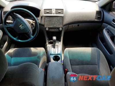 Zdjęcie 8 z 13 samochodu: 2006 HONDA ACCORD SE VIN:1HGCM56386A161443 - miniatura
