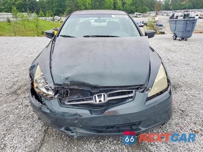 Piąte zdjęcie samochodu w środku: 2004 HONDA ACCORD LX VIN:1HGCM56384A100526 - miniatura