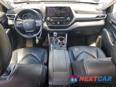 Zdjęcie 8 z 13 samochodu: 2020 TOYOTA HIGHLANDER HYBRID PLATINUM VIN:5TDEBRCH6LS012726 - miniatura