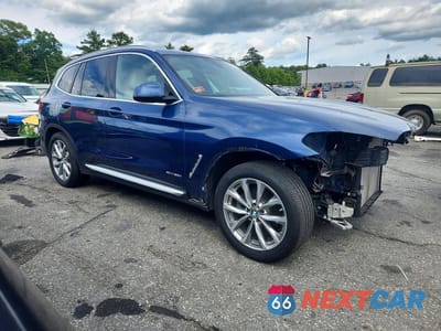 Czwarte zdjęcie samochodu z boku: 2018 BMW X3 XDRIVE30I VIN:5UXTR9C51JLD63598 - miniatura