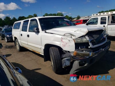 Czwarte zdjęcie samochodu z boku: 2004 CHEVROLET SILVERADO K1500 VIN:2GCEK13T441416400 - miniatura