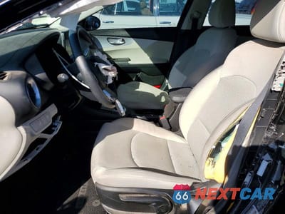 Zdjęcie 7 z 12 samochodu: 2023 KIA FORTE LXS VIN:3KPF24AD8PE581004 - miniatura