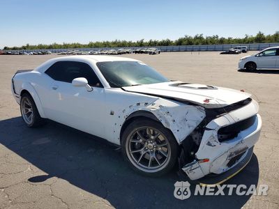 Czwarte zdjęcie samochodu z boku: 2023 DODGE CHALLENGER R/T SCAT PACK VIN:2C3CDZFJ5PH538757 - miniatura
