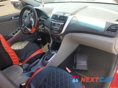 Zdjęcie 8 z 12 samochodu: 2014 HYUNDAI ACCENT GLS VIN:KMHCU4AE1EU775762 - miniatura