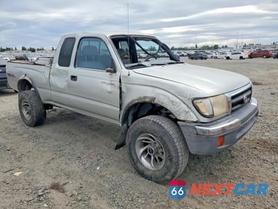 Czwarte zdjęcie samochodu z boku: 2000 TOYOTA TACOMA XTRACAB PRERUNNER VIN:4TASN92N3YZ663332 - miniatura