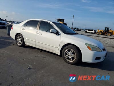 Czwarte zdjęcie samochodu z boku: 2006 HONDA ACCORD EX VIN:1HGCM56796A076663 - miniatura