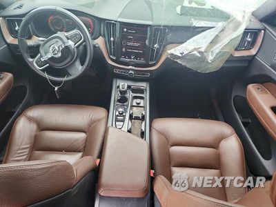 Zdjęcie 8 z 14 samochodu: 2021 VOLVO XC60 T5 MOMENTUM VIN:YV4102RK8M1793730 - miniatura