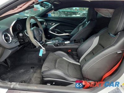 Zdjęcie 7 z 13 samochodu: 2023 CHEVROLET CAMARO SS VIN:1G1FH1R74P0139222 - miniatura