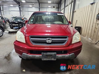 Piąte zdjęcie samochodu w środku: 2004 HONDA PILOT EXL VIN:5FNYF18564B001961 - miniatura