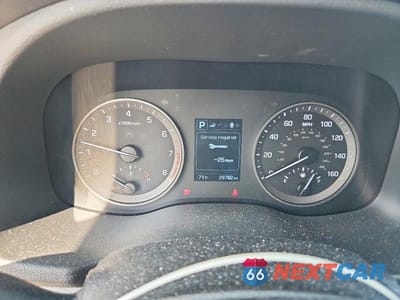 Zdjęcie 9 z 13 samochodu: 2017 HYUNDAI TUCSON SE PLUS VIN:KM8J33A47HU508173 - miniatura