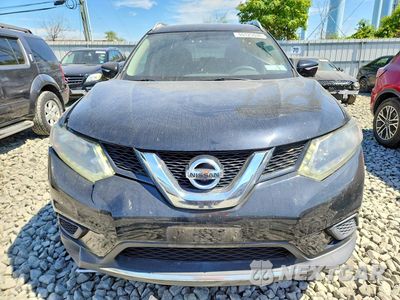 Piąte zdjęcie samochodu w środku: 2015 NISSAN ROGUE SV VIN:5N1AT2MV7FC923396 - miniatura