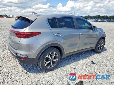 Trzecie zdjęcie samochodu z tyłu: 2020 KIA SPORTAGE LX VIN:KNDPM3AC0L7783250 - miniatura